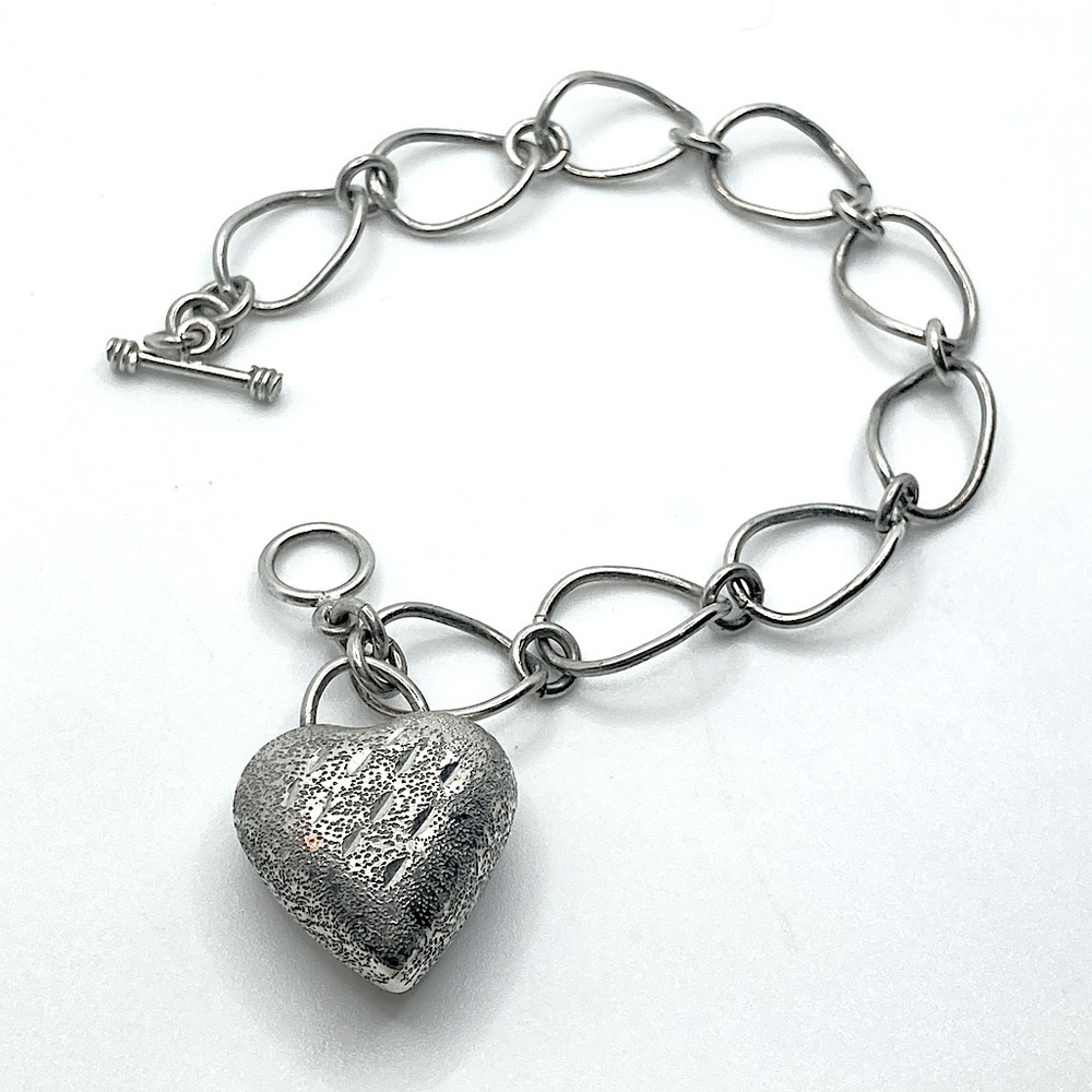 VTG Sterling Puffy Diamond Cut Textured Heart Charm Wide Link Bracelet 7.5”/ 21g